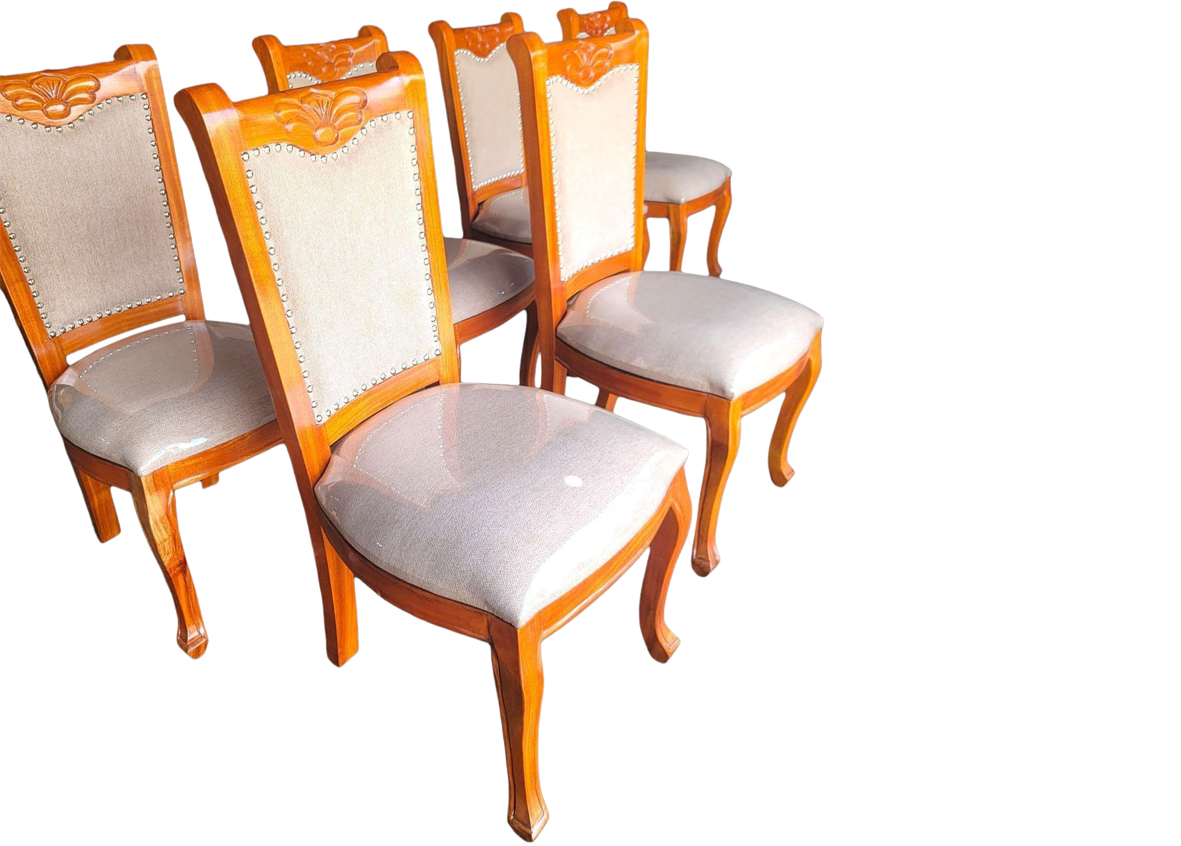 Tufted upholstered dining chair